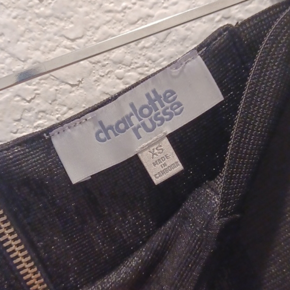 Charlotte Russe Black foil pattern mini skirt XS - Picture 6 of 8